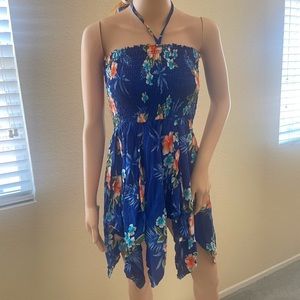 Short Hawaiian dress